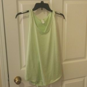 Under armour tank